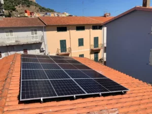 Installazione impianti fotovoltaici su tetto in Sardegna