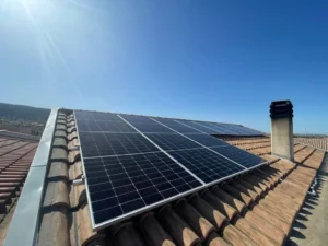 Installazione impianti fotovoltaici su tetto in Sardegna