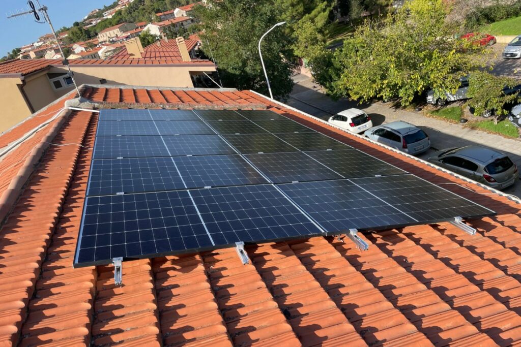 Impianto fotovoltaico su tetto